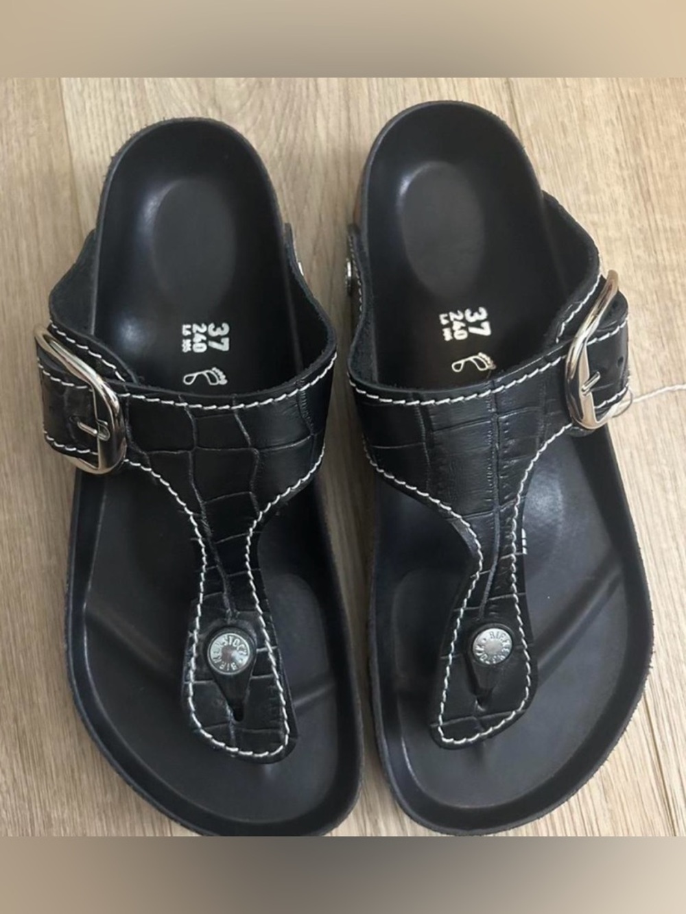 Birkenstock EXCLUSIVE Big Buckle Black and Silver Gizeh Sandals